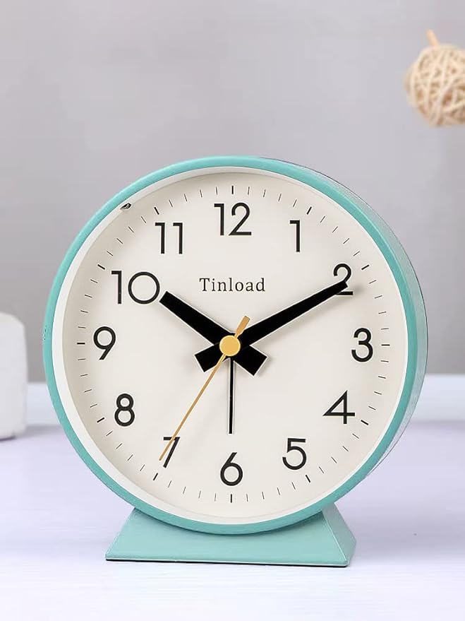 4.5" Battery Operated Antique Retro Analog Alarm Clock, Small Silent Bedside Desk Clock,Lighted on Demand, Battery Operated, Snooze, for Living Room, Bedroom, Bedside, Desk(Green)