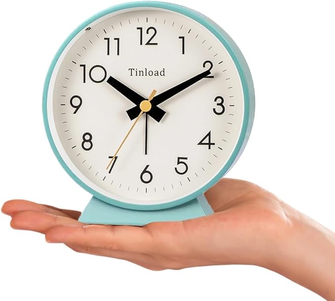 4.5" Battery Operated Antique Retro Analog Alarm Clock, Small Silent Bedside Desk Clock,Lighted on Demand, Battery Operated, Snooze, for Living Room, Bedroom, Bedside, Desk(Green)