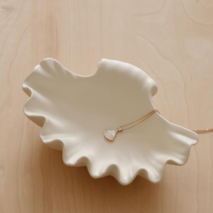 WENSHUO Ocean Shell Ceramic Decorative Bowl, Jewelry Dish for Rings, Trinkets, Crème (Matte Crème)