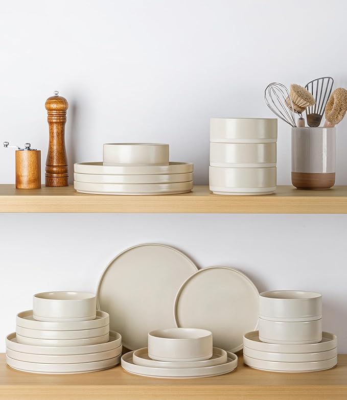 TheTerra Ceramic Dinnerware Sets for 6, 18 Pieces Handmade Reactive Glaze Plates and Bowls Set, Scratch Resistant Dish Set, Oven & Microwave & Dishwasher Safe, Matte White