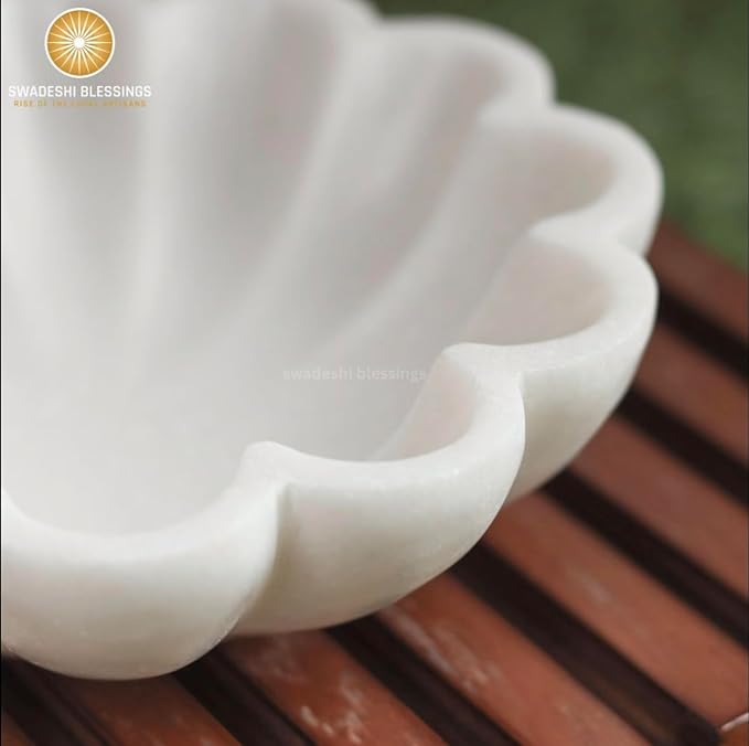 SWADESHI BLESSINGS HandCrafted Marble Decorative Bowl | White Ruffle Scalloped Fluted Key/Fruit Ring Dish | Organic Modern Home Decor (7 Inches)