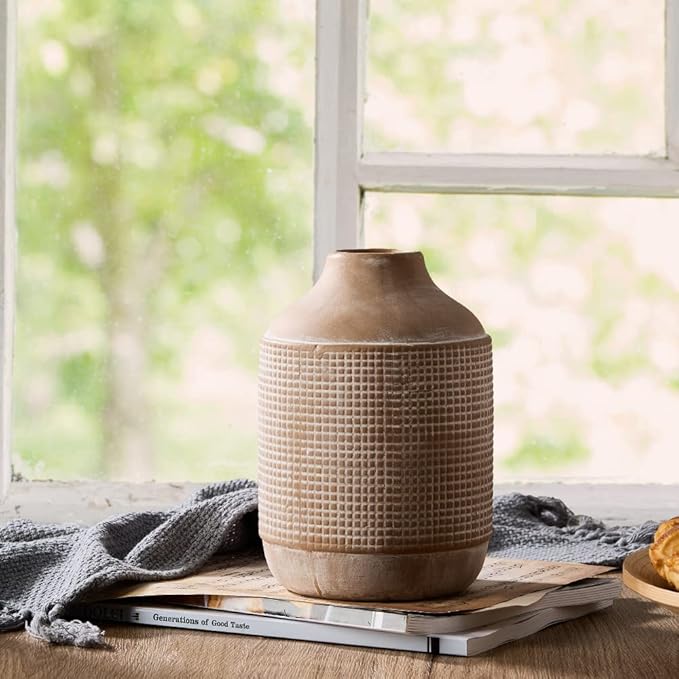 SIDUCAL Ceramic Rustic Farmhouse Vase, Sand Glaze Finish Boho Vase, Pottery Decorative Flower for Home Decor, Table, Living Room Decoration, Shelf Decor, Mantel, 7 Inch, Beige