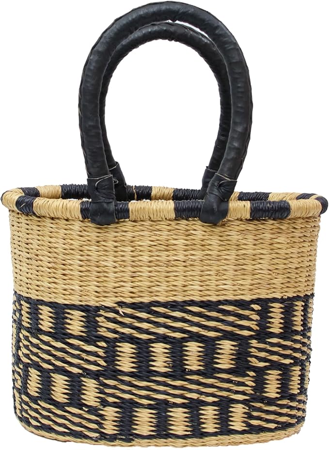 AYÉYA Oval Flat Bottom African Basket – Neutral Tones – Handwoven Wicker Market Basket with Leather Handles – Artisan Tote for Garden, Market, or Storage – Handmade in Ghana