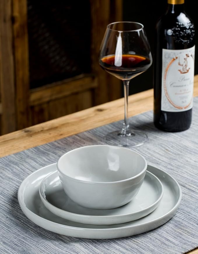 Famiware Mars Plates and Bowls Set, 12 Pieces Dinnerware Sets, Dishes Set for 4, Light Gray