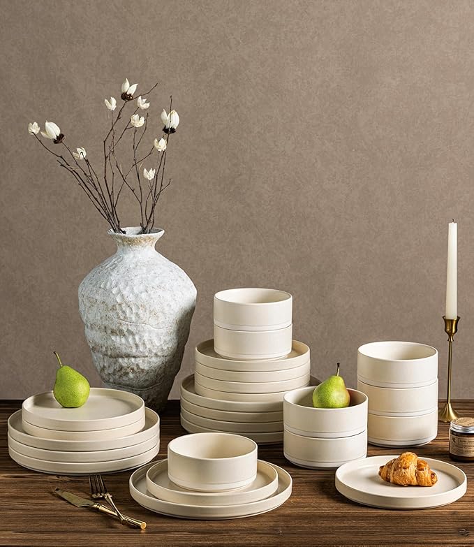 TheTerra Ceramic Dinnerware Sets for 6, 18 Pieces Handmade Reactive Glaze Plates and Bowls Set, Scratch Resistant Dish Set, Oven & Microwave & Dishwasher Safe, Matte White