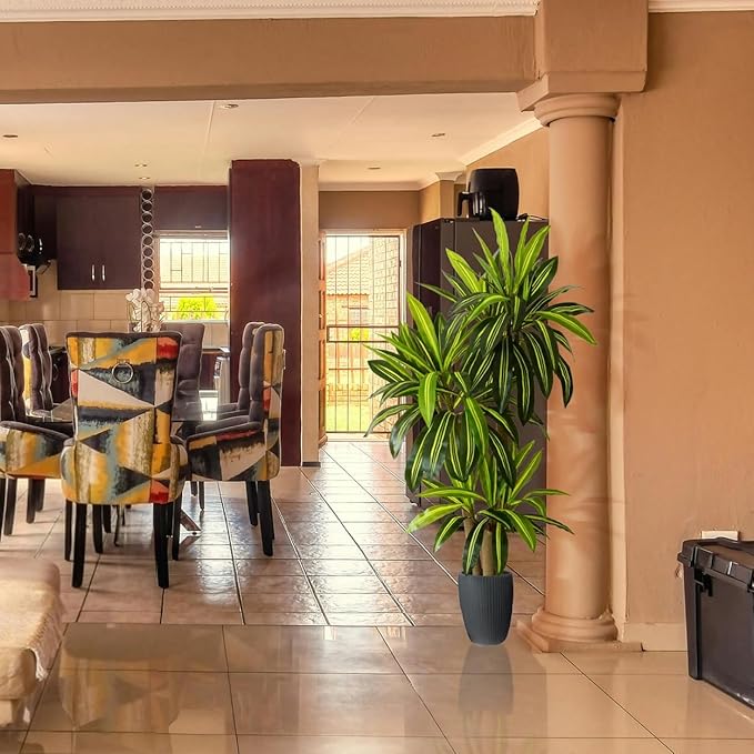 Artificial Dracaena Tree, 6ft Tall Fake Dracaena Plant with Basket, Indoor Outdoor Faux Topiary Yucca Trees for Office Home Living Room Porch Patio Décor