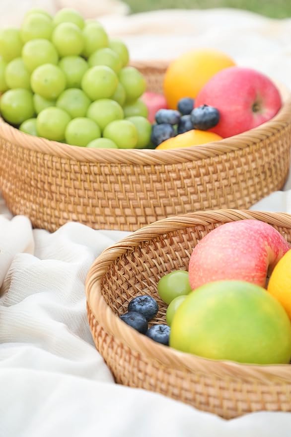 HITOMEN Handmade Rattan Bread Baskets Round Wicker Fruit Serving Storage Bowls, Natural Woven Decorative Kitchen Counter Organizing (Honey Brown) M-9.1"