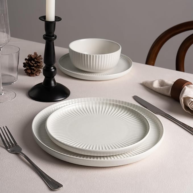 Famiware Starlight Dinnerware Sets, Plates and Bowls Dish Set of 4 (12 Pieces), Ribbed Textured Tableware - Dishwasher & Microwave Safe, Chip Resistant, Reactive Glaze, Matte Reactive White