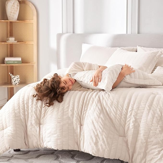 MUXHOMO 7 Pieces King Comforter Set, Seersucker Bed in a Bag King Size, All Season Luxury Bedding Set with Comforter, Flat Sheet, Fitted Sheet, Pillowcases & Shams, Beige