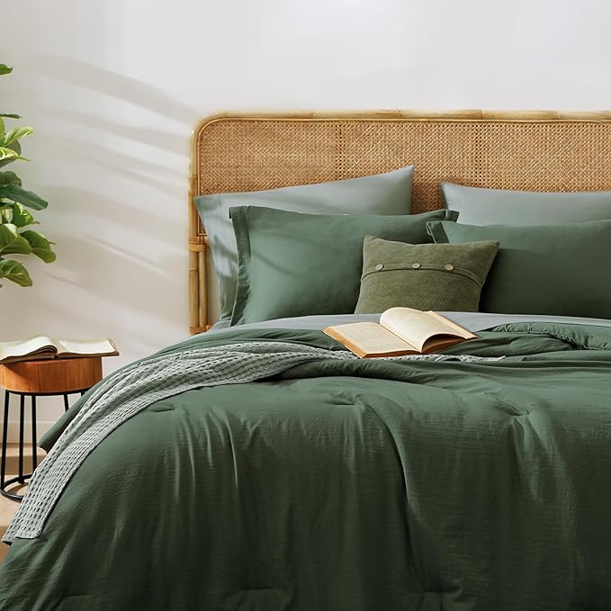 WRENSONGE Twin XL Comforter Set, 5 Pieces Soft Twin Size Comforter Sets- Deep Forest Twin Comforter, Fitted Sheet, Flat Sheet, 2 Pillow Shams, 2 Pillowcases, Warm Bedding Sets All Season