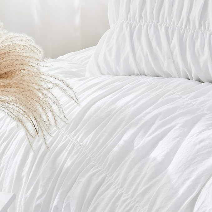 Queen Comforter Set White Bedding - Ruched Comforter Queen Size Bed Set Boho Shabby Chic Bedding for Bedroom Comforter Fluffy 3 Piece Ruffle Comforter Set with Pillow White Soft