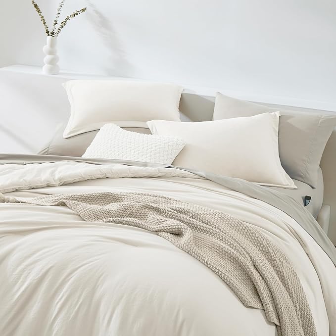WRENSONGE Queen Comforter Set - 7 Pieces White Soft Bed in a Bag Queen with Fitted Sheet, Flat Sheet, 2 Pillow Shams, and 2 Pillowcases- Warm Bedding Sets for All Season