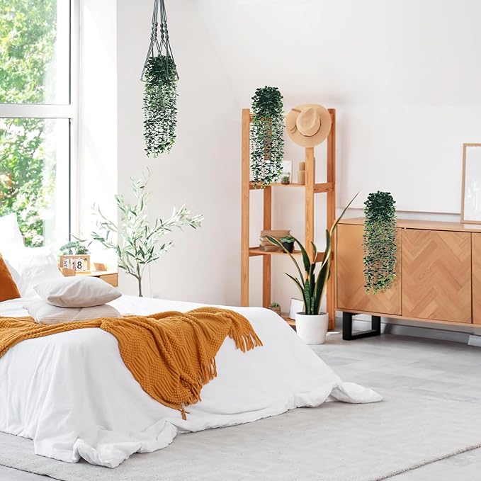 Artificial Hanging Eucalyptus Plants，Fake Plant Eucalyptus Small Decor Faux Hanging Vine Plants Wall Greenery for New Home Decoration，for Floating Shelf Indoor Outdoor