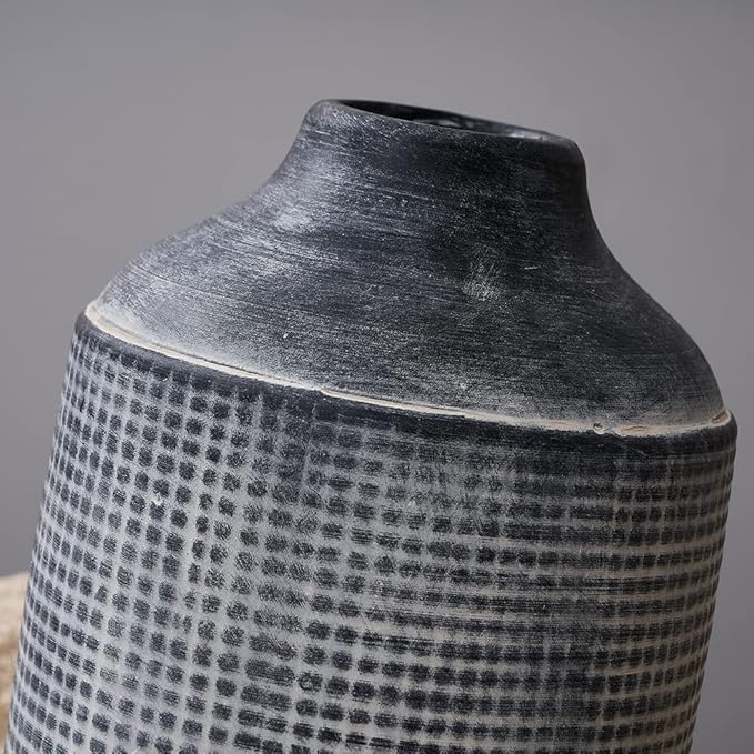SIDUCAL Ceramic Rustic Farmhouse Vase, Sand Glaze Finish Boho Vase, Pottery Decorative Flower for Home Decor, Table, Living Room Decoration, Shelf Decor, Mantel, 7.4 Inch, Black