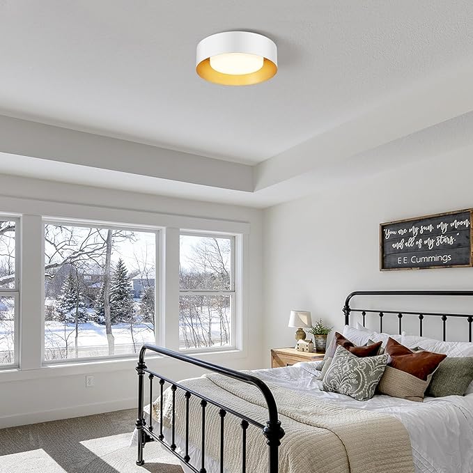 Modern Flush Mount Ceiling Lights,Minimalist 12.5IN Round Close to Ceiling Light Fixtures,White and Gold Metal Ceiling Lighting Lamp for Kitchen,Bedroom, Entryway,Hallway