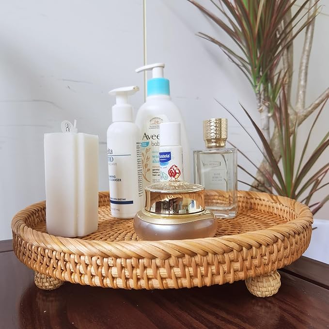 i-lan 12.5 Inch Round Rattan Serving Basket-Round Woven Bread, Fruit, Keys Bowl Pedestal Stand with 1”Side, Flat Wicker Decorative Snack Basket Trays for Candy Dish, Rustic Platter, Display Riser