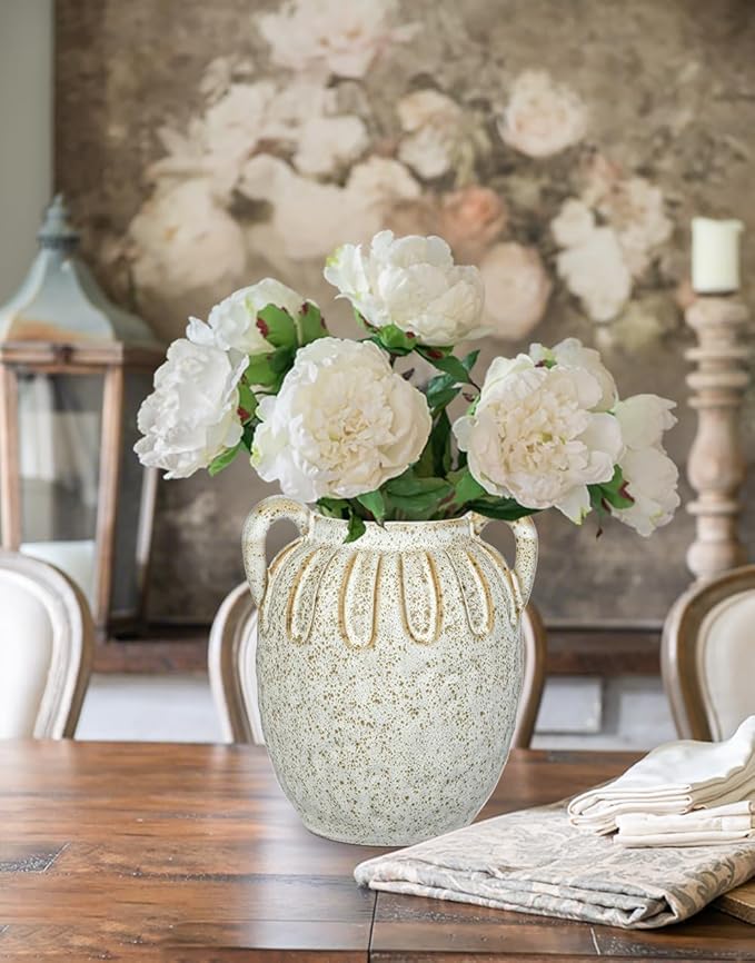 Vintage Ceramic Vase with 2 Handles,Farmhouse Boho Vase for Home Decor, Petal-Like Pluting Rustic Vase for Flower, Centerpiece Table Decoration 6.1 Inch