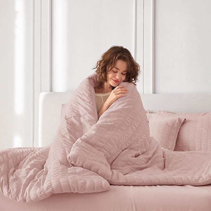 MUXHOMO 7 Pieces California King Comforter Set, Seersucker Bed in a Bag Cal King Size, All Season Luxury Bedding Set with Comforter, Flat Sheet, Fitted Sheet, Pillowcases & Shams, Rose Gold