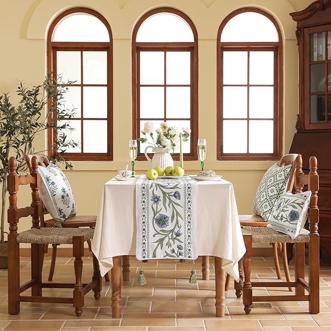 ISAENNE Designer Elegant Linen Table Runner 102 Inches Long,Vintage Blue Floral Pattern Decor Table Runners for Dining Tables,Kitchen Tables,Thanksgiving,Christmas,Banquet,12"*102"-Mosella E