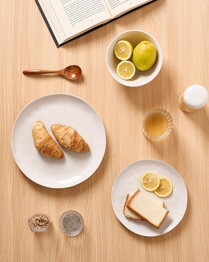 Famiware Dinnerware Sets for 8, Ocean Round 24-Piece Kitchen Plates and Bowls Sets, Microwave and Dishwasher Safe, Scratch Resistant, Matte White