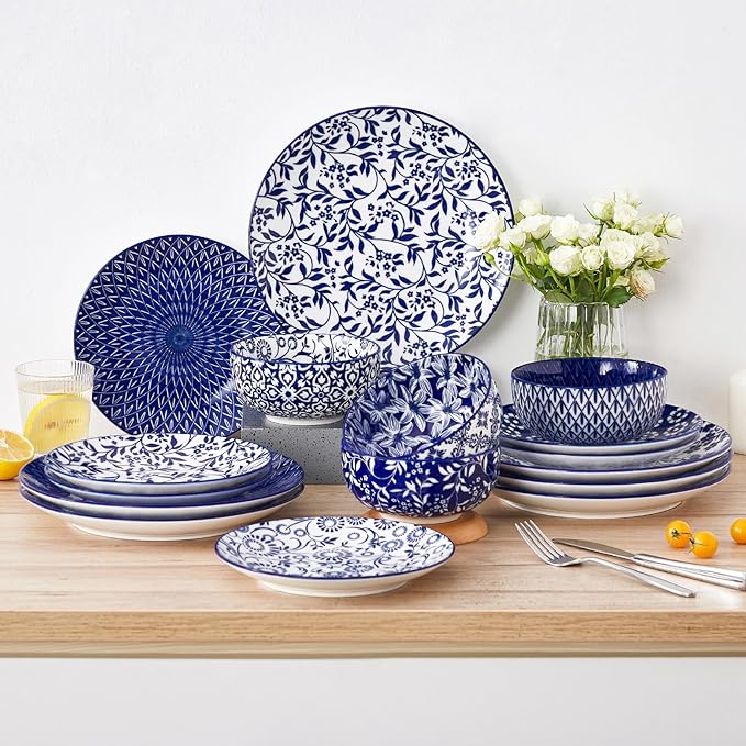 vancasso Ceramic Dinner Plates Set of 6, Large Vintage Plates 10.25 Inch Set of 6 for Kitchen, Porcelain Blue and White Plates for Kitchen, Microwave Oven Dishwasher Safe, Vintage Gift, Blue
