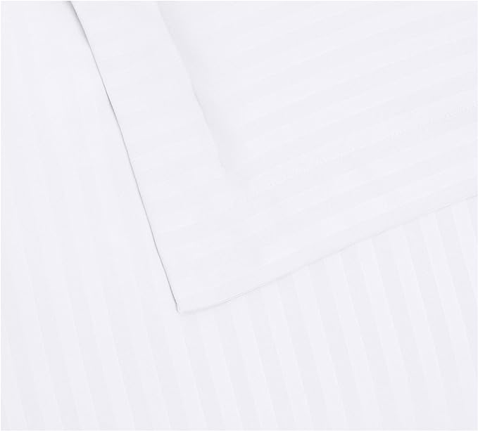 Amazon Basics Brushed Microfiber 3 Piece Duvet Cover Set, Full/Queen, Bright White, Striped