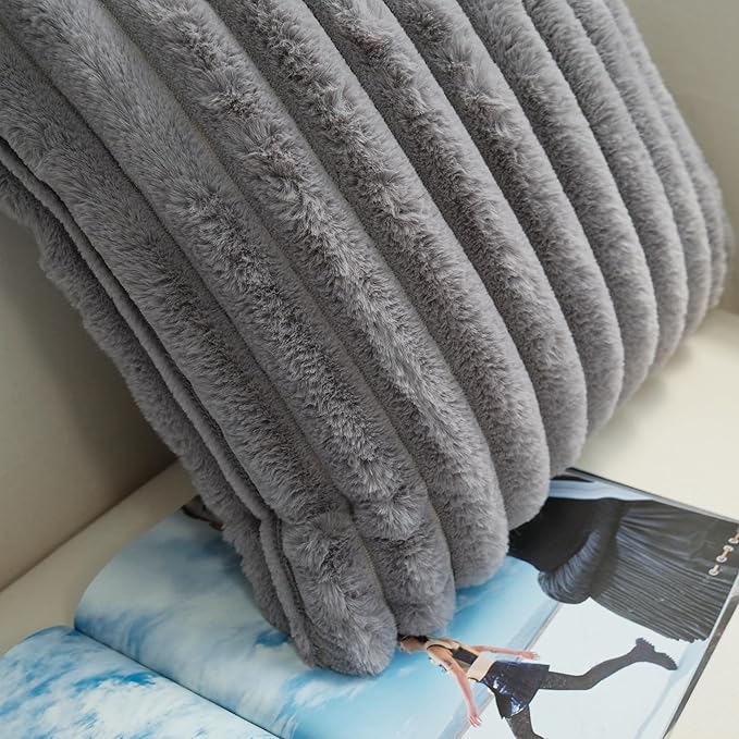JOJUSIS Pack of 2 Faux Fur Plush Decorative Throw Pillow Covers Couch Cushion Case Soft Pillowcases (Grey, 18 x 18-Inch)