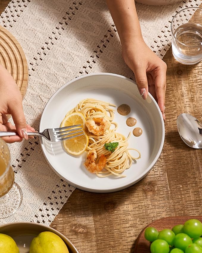 famiware Milkyway 33 oz Bowl Set, Pasta Bowls Set of 4, Salad Bowls, Double Reactive Glaze, Sturdy & Stackable, Ideal for Housewarming, Festivals, White & Cinnamon Brown