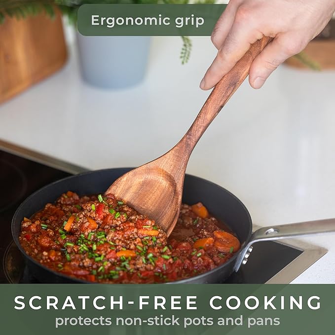 WALDWERK Wooden Spoons for Cooking – 4-Piece Kitchen Utensils Set with Teak Wood Spoons, Spatula, Pasta Server & Holder – Wooden Utensil Set – Cooking Utensils – Utensil Sets - Non Toxic