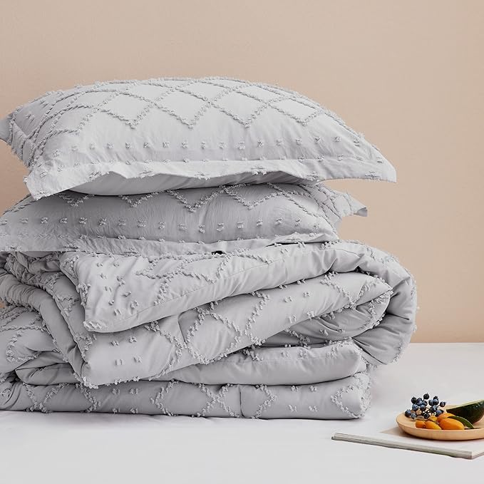 Bedsure Full Comforter Set - Light Grey Comforter, Boho Tufted Shabby Chic Bedding for Kids, 3 Pieces Vintage Farmhouse Bed Set for All Seasons, Fluffy Soft Bedding with 2 Pillow Shams