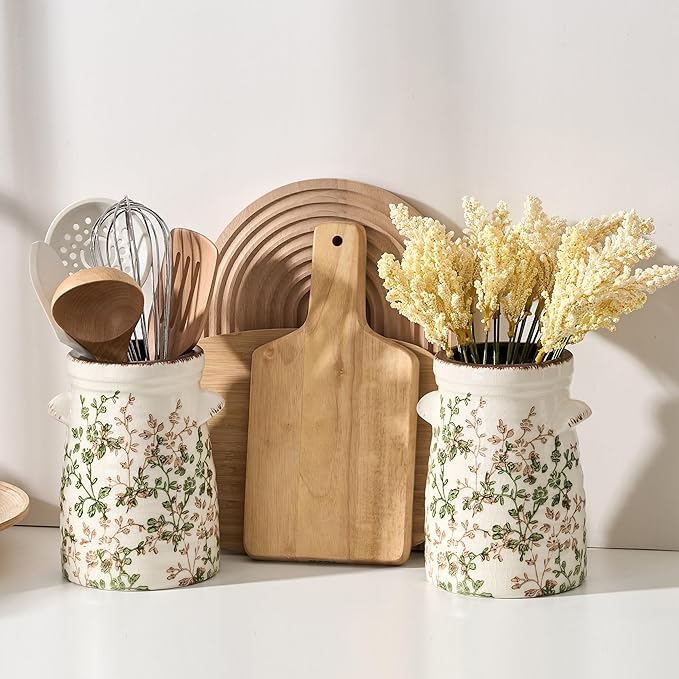 SIDUCAL Ceramic Green and Beige Retro Vase with Two-Ear, 7.6 Inch Ice Cracked Vintage Pastoral Vase, Rustic Farmhouse Vases for Home Decor, Table, Living Room, Shelf Decor, Chinoiserie Decor