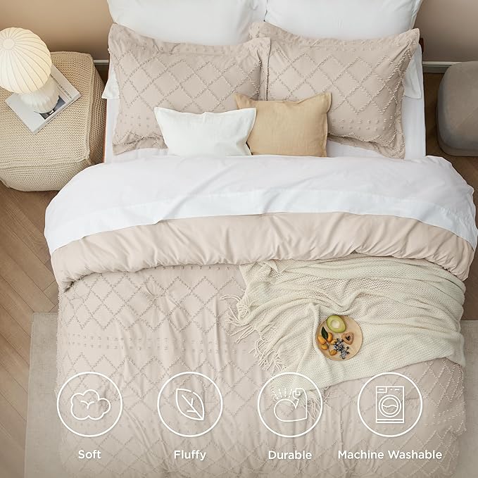 Bedsure Oversized King Comforter Set - Beige Comforter, Boho Tufted Shabby Chic Bedding, 3 Pieces Vintage Farmhouse Bed Set for All Seasons, Fluffy Soft Bedding with 2 Pillow Shams