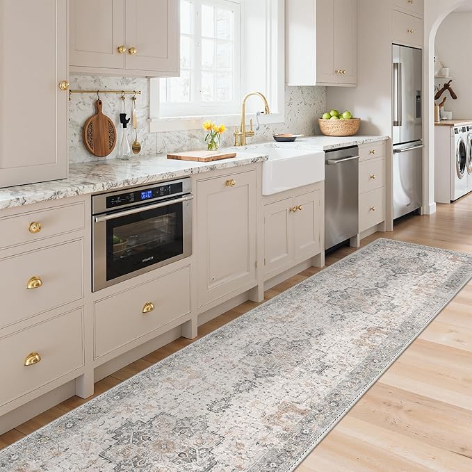 GENIMO Runner Rug 2'6''x8, Non Slip Vintage Hallway Runner Rugs, Low Pile Lightweight Machine Washable Mat for Hallway, Entryway, Bedroom, Kitchen and Corridor, Light Taupe Brown