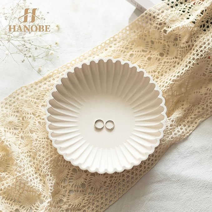 Hanobe Decorative Bowl Home Decor: Large Centerpiece Bowls for Living Room Coffee Table Resin Scalloped Ruffle Key Tray for Entryway Console Accent Display Fruit for Dinning Table Kitchen Counter