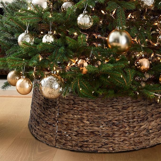 Christmas Tree Collar, 28’’ D Handmade Water Hyacinth Christmas Stand Tree Collar Basket Base Cover for Holiday Decoration