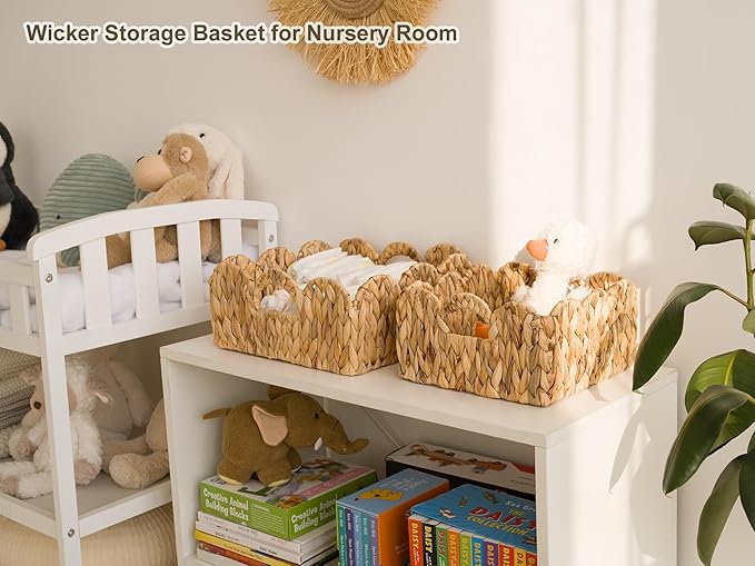 StorageWorks Scalloped Wicker Basket, Hand-woven Rattan Baskets with Built-in Handles, Water Hyacinth Basket for Organizing and Decor, 2 Pack
