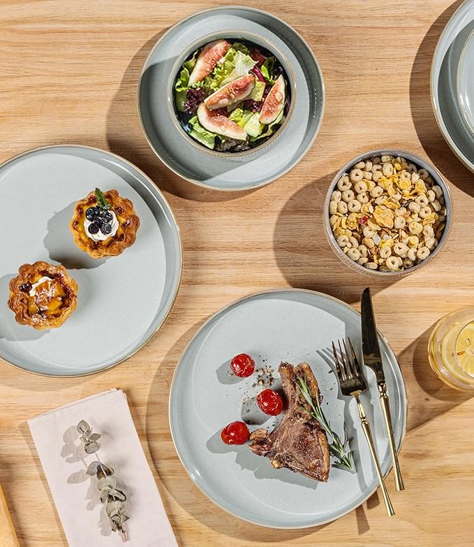 TheTerra Ceramic Dinnerware Sets for 8, 24 Pieces Porcelain Lightweight Speckled Plates and Bowls Sets, Scratch Resistant Dish Set, Oven & Microwave & Dishwasher Safe, Illusion Blue