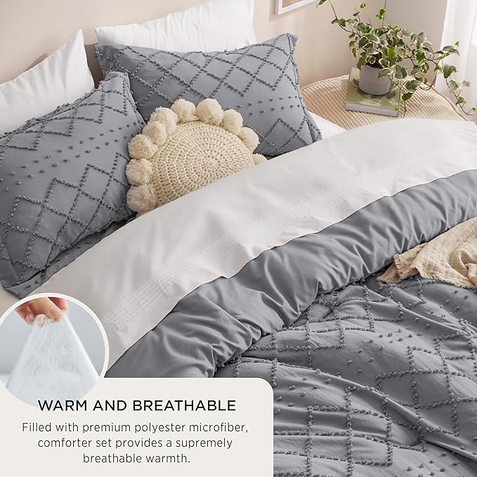 Bedsure California King Comforter Set - Grey Comforter, Boho Tufted Shabby Chic Bedding for Kids, 3 Pieces Vintage Farmhouse Bed Set for All Seasons, Fluffy Soft Bedding with 2 Pillow Shams