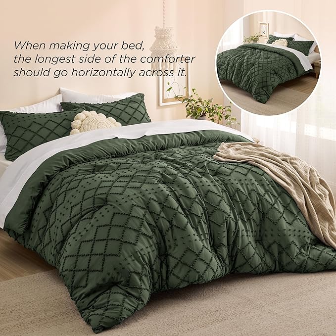 Bedsure California King Comforter Set - Olive Green Comforter, Boho Tufted Shabby Chic Bedding for Kids, 3 Pieces Vintage Farmhouse Bed Set for All Seasons, Fluffy Soft Bedding with 2 Pillow Shams