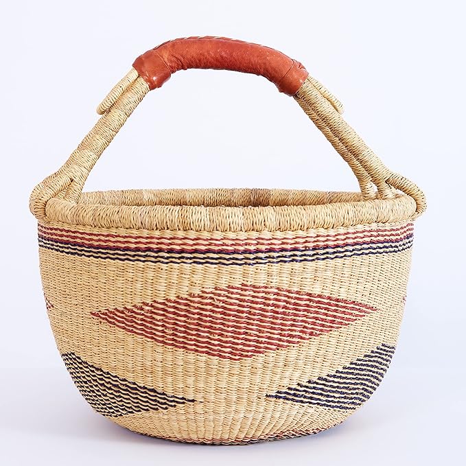 AYÉYA Mini Market Basket – Small Neutral African Handwoven Basket with Leather Handle – Artisan Wicker Tote for Storage, Gifting, or Garden Use – Handmade in Ghana