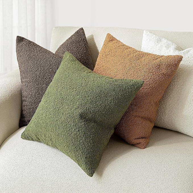 Foindtower Pack of 2, Decorative Textured Boucle Throw Pillow Covers Accent Solid Pillow Cases Cozy Soft Couch Cushion Case for Chair Sofa Bedroom Living Room Home Decor 22 x 22 Inch Green