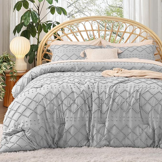 Bedsure California King Comforter Set - Light Grey Comforter, Boho Tufted Shabby Chic Bedding for Kids, 3 Pieces Vintage Farmhouse Bed Set for All Seasons, Fluffy Soft Bedding with 2 Pillow Shams