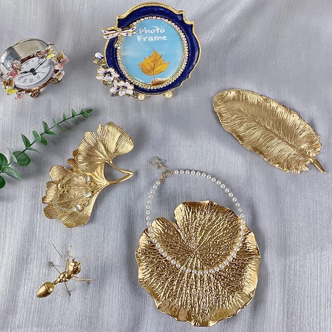 Metal Jewelry Dish, Small Leaf Shaped Ring Holder Jewelry Organizer, Trinket Dish Vanity Tray for Dresser Christmas Birthday Wedding Gifts