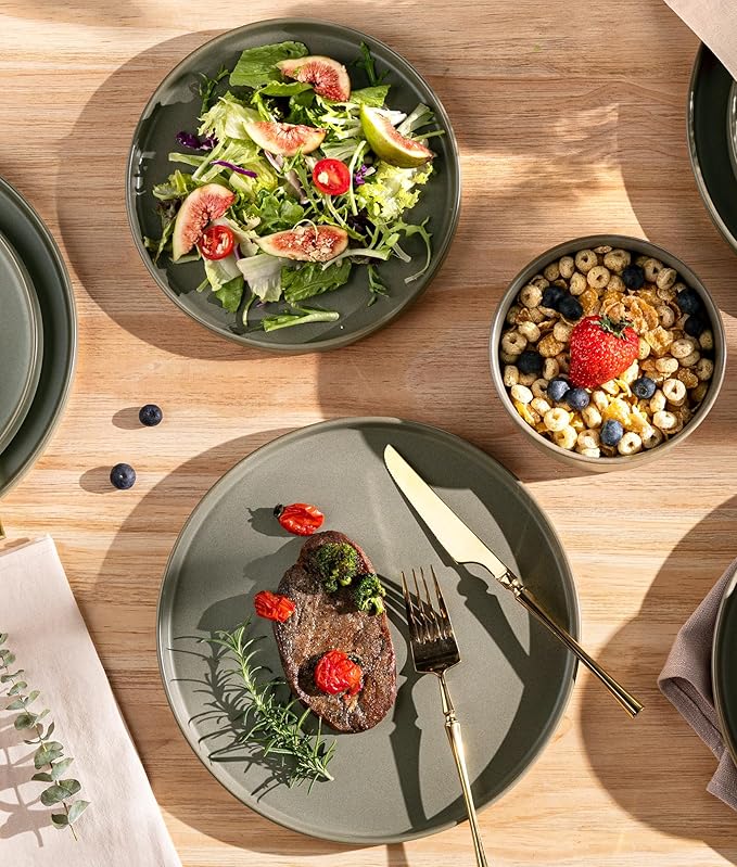 TheTerra Ceramic Dinnerware Sets for 6, 18 Pieces Handmade Reactive Glaze Plates and Bowls Set, Scratch Resistant Dish Set, Oven & Microwave & Dishwasher Safe, Matte Green