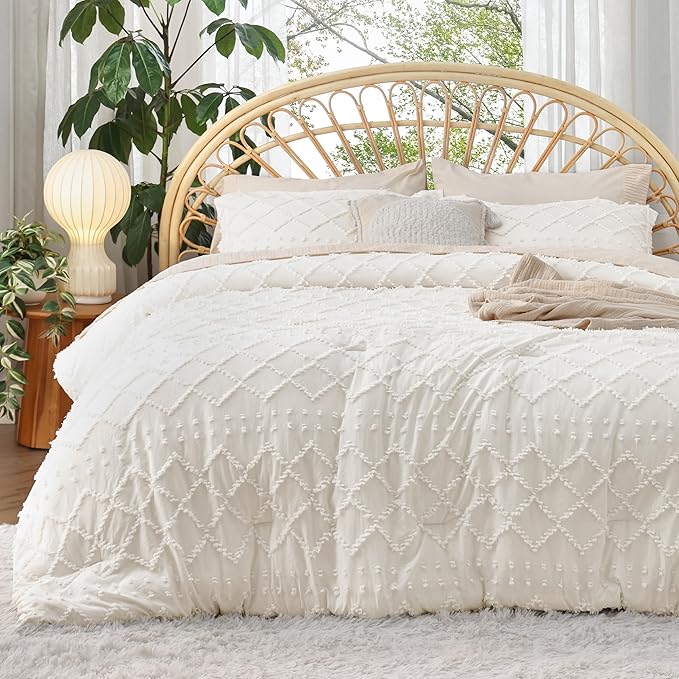 Bedsure Oversized King Comforter Set - Ivory Comforter, Boho Tufted Shabby Chic Bedding, 3 Pieces Vintage Farmhouse Bed Set for All Seasons, Fluffy Soft Bedding with 2 Pillow Shams